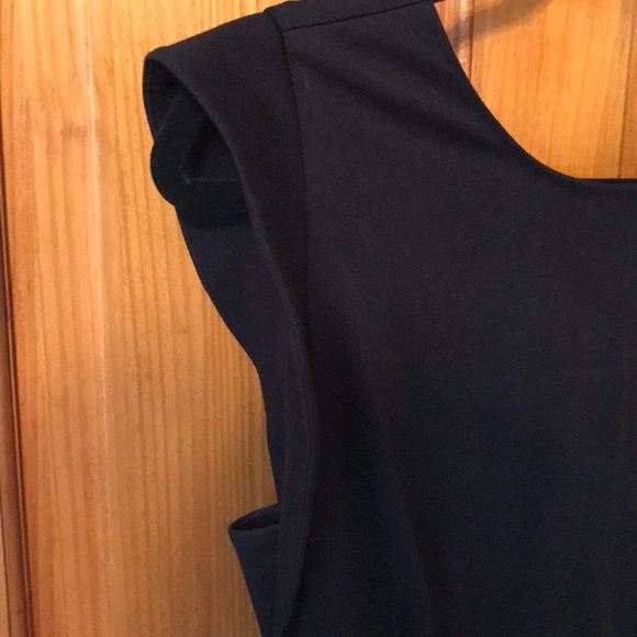 Little black dress - Picture 2 of 4